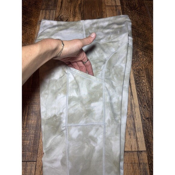 Aerie Offline Women’s‎ High Rise Leggings Green Tie Dye Size Medium - Picture 4 of 6